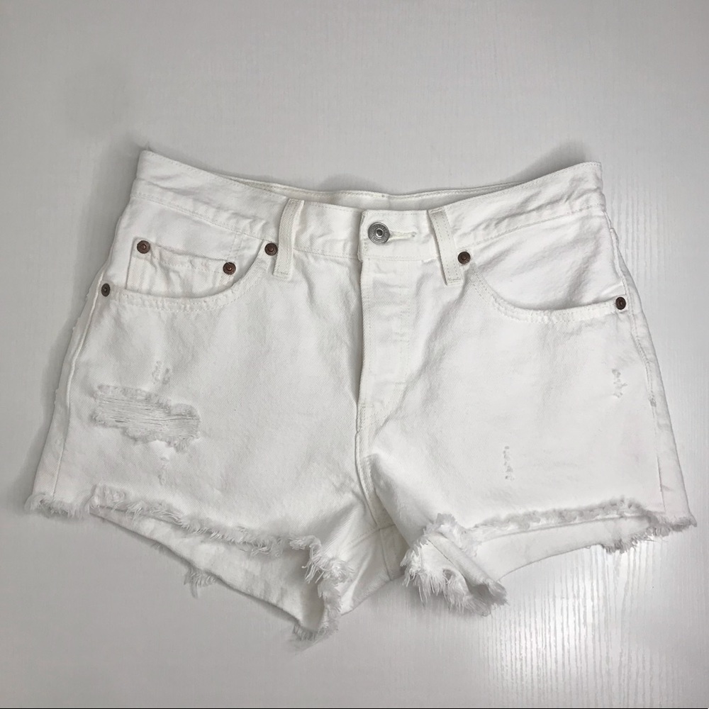 Levi’s 501 Women’s White Shorts Size 27 - Picture 3 of 15